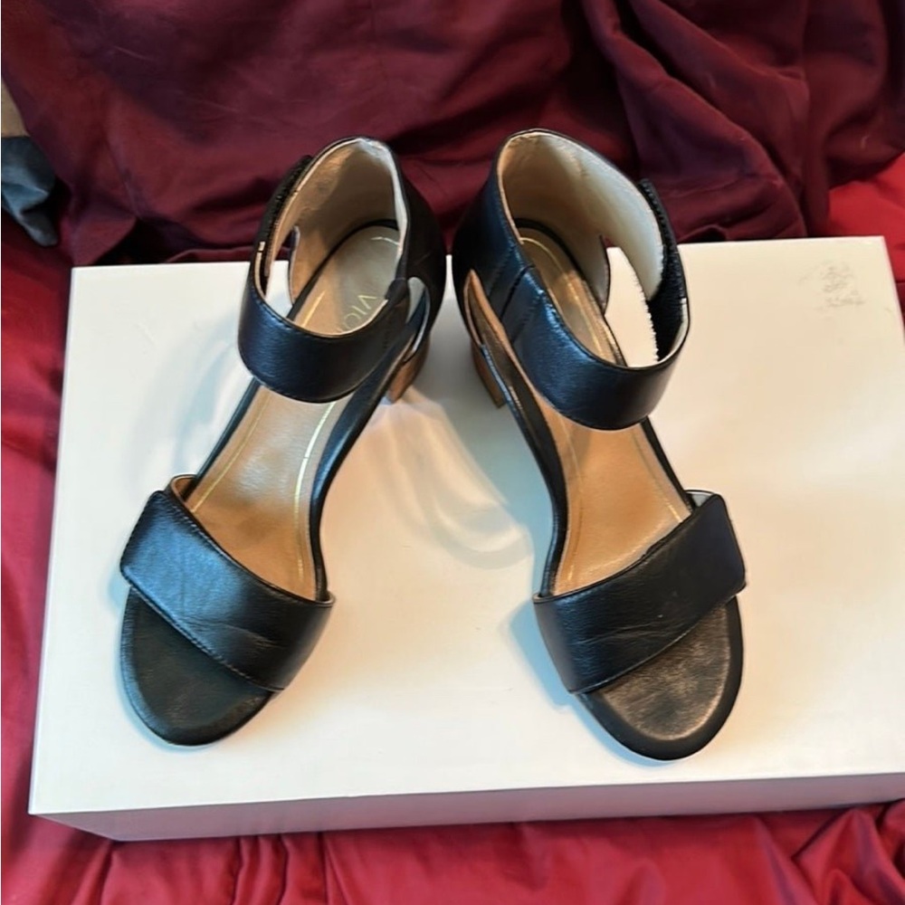 Vionic block Black Heels with Adjustable Ankle Strap